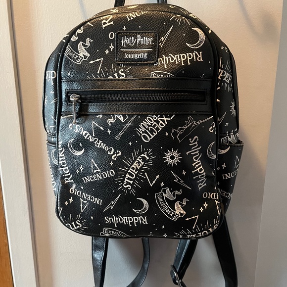 Loungefly Harry Potter - Picture 1 of 3